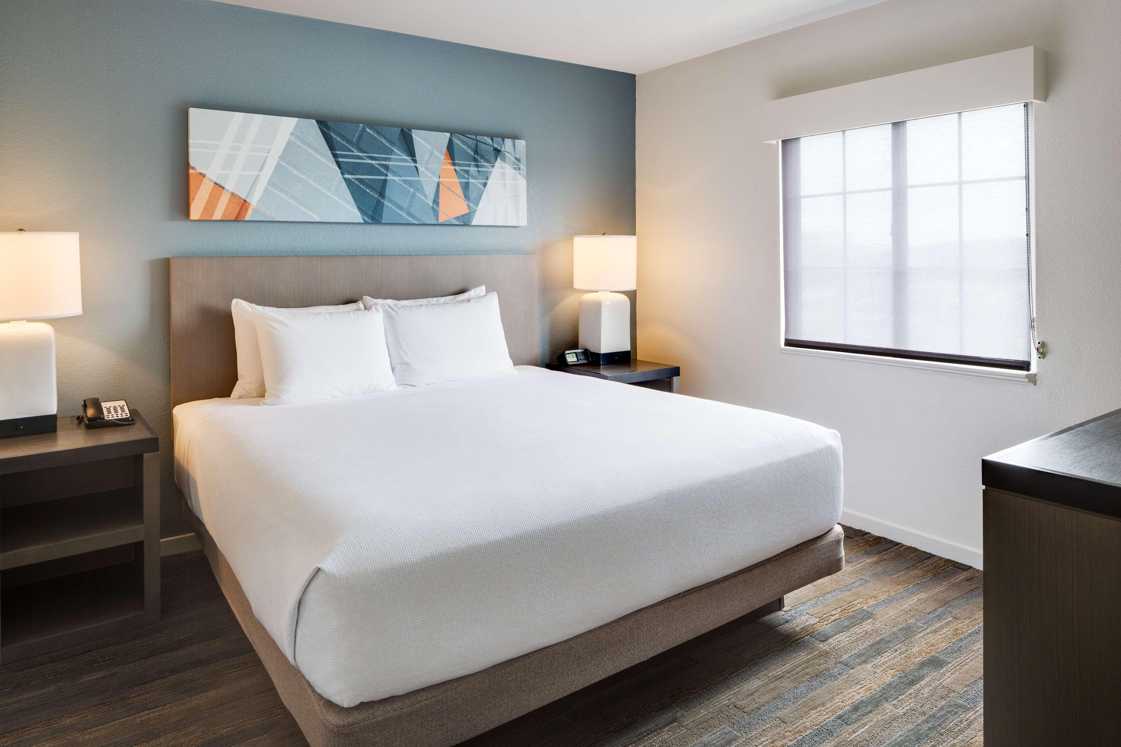 Отель Hyatt House Boston Уолтем Экстерьер фото