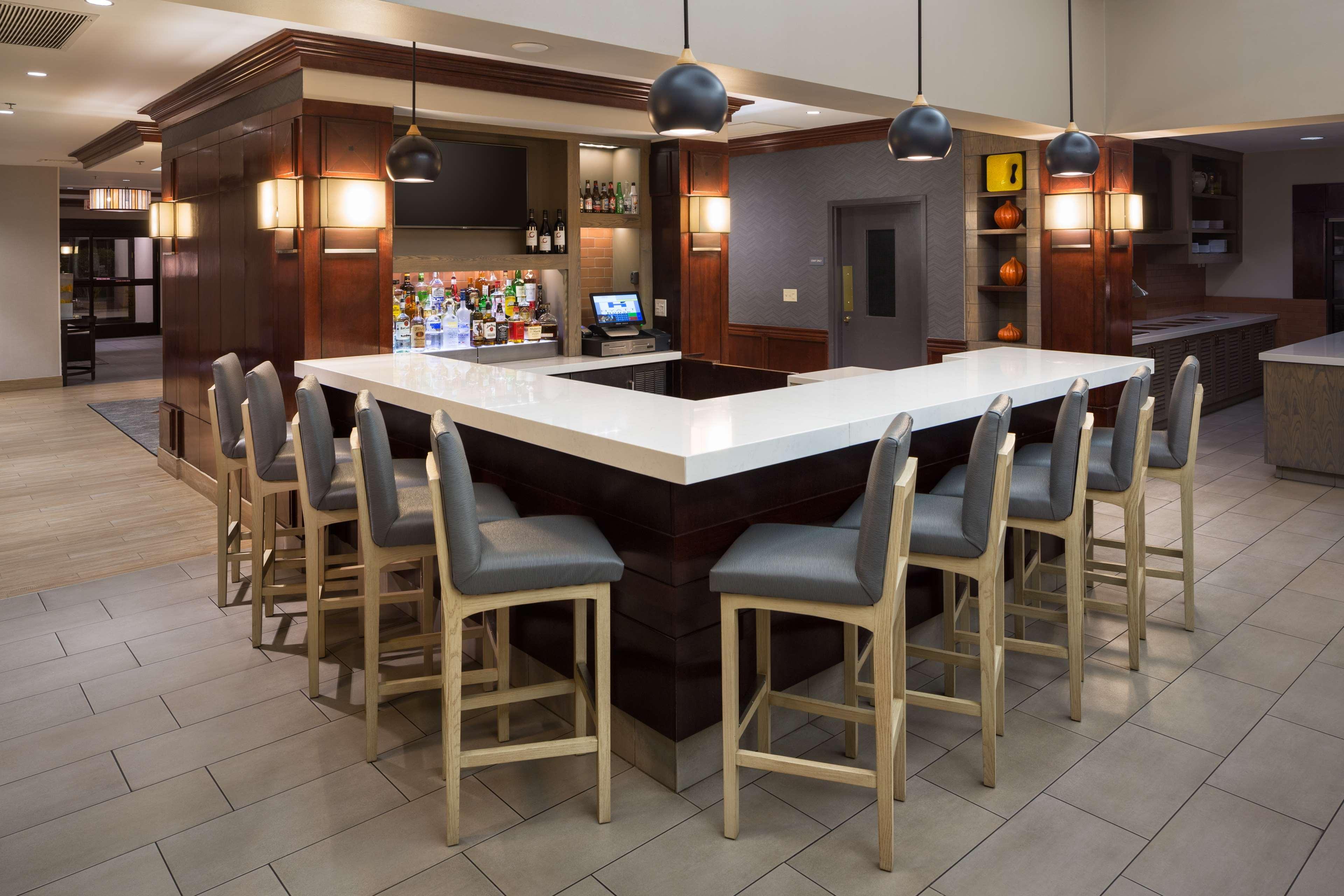 Отель Hyatt House Boston Уолтем Экстерьер фото